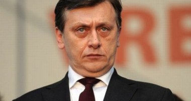 Ponta: ANTONESCU va candida la Președinție 