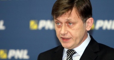 Stire din Politică-Administrație : Crin Antonescu se delimitează de declarația lui Orban prin care se cere demisia premierului