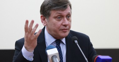 Stire din Politică-Administrație : Crin Antonescu consideră că PNL s-a comportat ireproșabil în USL