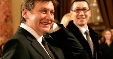 Stire din Politică-Administrație : Congrese PSD, PNL și PC, reunite la Romexpo