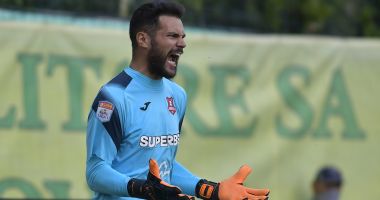 Stire din Sport : Fotbal: Portarul Cristiano Figueiredo a semnat cu Dinamo București