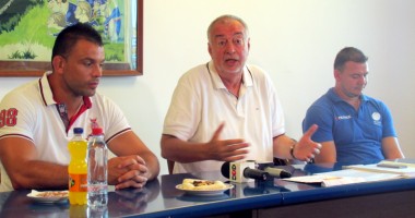 Stire din Sport : Cristian Petre, instalat oficial antrenor la RCJ Farul