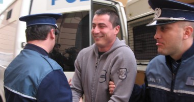 Stire din Eveniment : CRISTIAN CIOACĂ, CONDAMNAT la 22 de ANI de ÎNCHISOARE!
