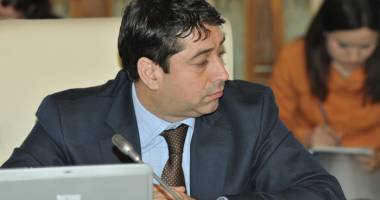 Stire din Eveniment : Fostul ministru al Internelor, Cristian David, a fost arestat