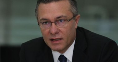 Stire din Politică-Administrație : Comasarea alegerilor, susținută necondiționat de UNPR