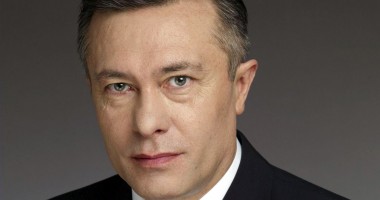 Stire din Politică-Administrație : Cristian Diaconescu a depus jurământul de învestitură în funcția de ministru de Externe