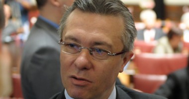 Stire din Politică-Administrație : Diaconescu susține necesitatea unui angajament pe termen lung al UE în Afganistan