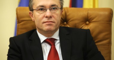 Stire din Politică-Administrație : Cristian Diaconescu anunță inițierea procedurilor pentru înființarea Fundației "Mișcarea Populară"