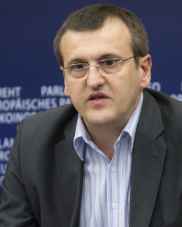 Stire din Politică-Administrație : Cristian Preda  se înscrie în Forța Civică, după demisia din PDL