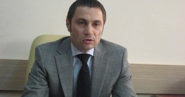 Stire din Politică-Administrație : Primarul din Mangalia suspendă ajutoarele sociale pentru locuitorii certați cu legea