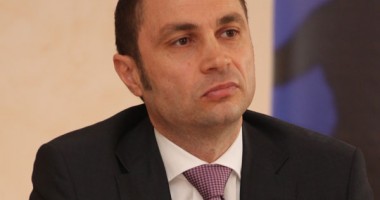 Stire din Politică-Administrație : Transport gratuit pentru elevii și profesorii din Mangalia