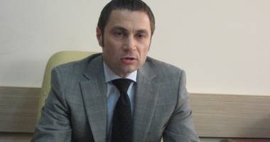Stire din Politică-Administrație : Primarul Cristian Radu liniștește populația: "Niciun sirian nu vine să vă ia casele!"