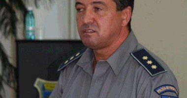 Stire din Eveniment : Șeful Gărzii de Coastă, distins cu Ordinul "Bărbăție și Credință"