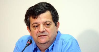 Stire din Eveniment : CRISTIAN SIMA: "Am plecat din țară de frică. Sunt în Islanda, dar mă voi întoarce"