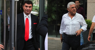 Stire din Eveniment : Cristian Borcea și frații Ioan și Victor Becali, condamnați la închisoare cu executare