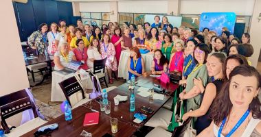 Stire din Cultură-Educație : Ambasadorii eTwinning s-au reunit în stațiunea Mamaia