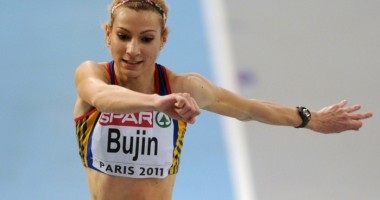 Stire din Sport : Cristina Bujin - vicecampioană balcanică, Iulian Geambazu - medalie de bronz