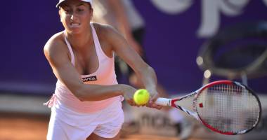 Stire din Sport : Tenis / Cristina Dinu a ratat calificarea în finală, la Antalya