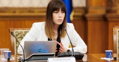 Stire din Politică-Administrație : USR: Decizia PSD de a se retrage de la discuţiile pentru formarea Executivului reprezintă o "fugă de responsabilitate"