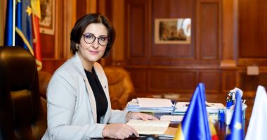 Stire din Politică-Administrație : Deputatul REPER Cristina Rizea îşi inaugurează cabinetul parlamentar de la Constanţa