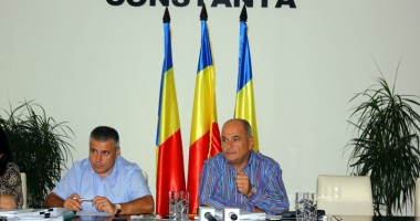 Stire din Politică-Administrație : Cristinel Dragomir îi ia fața lui Darie la șefia CJC