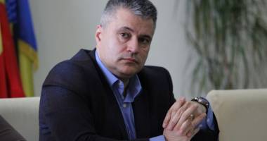 Stire din Politică-Administrație : "M-am săturat de directorul de la Muzeul de Istorie!"