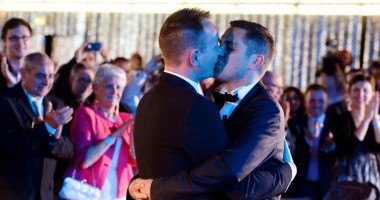 Stire din Actualitate : Croația dezavuează mariajul homosexual