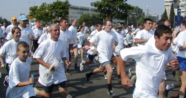 Stire din Sport : Atenție atleți! Premii fabuloase la Crosul Loteriei Române!