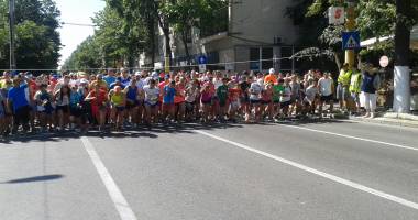 Stire din Sport : Cine a câștigat ediția a 28-a a Crosului Olimpic