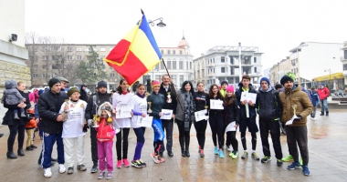 Stire din Sport : Sute de sportivi, la startul Crosului 1 Decembrie. Cine sunt campionii