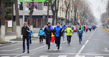 Sute de sportivi, la startul Crosului 1 Decembrie. Cine sunt campionii - 7
