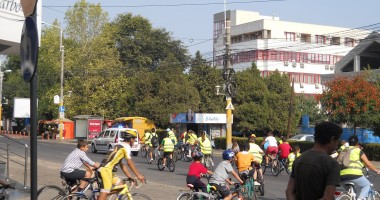Vezi aici poze de la Marșul bicicliștilor - 2