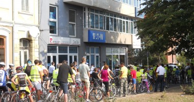 Vezi aici poze de la Marșul bicicliștilor - 3