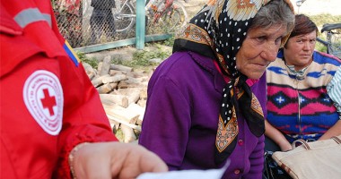 Stire din Social : Crucea Roșie, de 135 de ani în slujba oamenilor