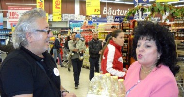 Ce vedete au ajutat Crucea Roșie să strângă alimente pentru nevoiașii Constanței?  (GALERIE FOTO) - 6