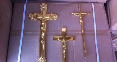 Stire din Eveniment : Mii de cruciulițe, confiscate la Agigea