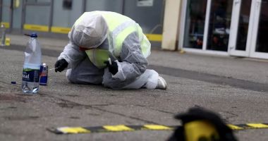 Stire din Eveniment : Un cerșetor a bătut crunt un om al străzii și i-a amputat parțial mâinile și picioarele