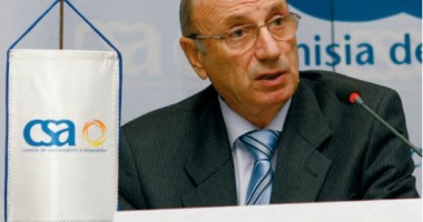 Stire din Economie : Cum vrea CSA să înmulțească polițele obligatorii pentru locuințe