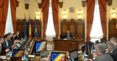Stire din Politică-Administrație : Află aici ce se va discuta în cadrul ședinței CSAT de astăzi
