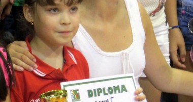 Stire din Sport : CS Farul,  aur și bronz  la Naționalele  de tenis de masă