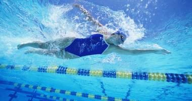 Stire din Sport : CS Farul, reprezentat de două sportive la Naționalele de înot