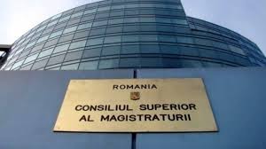 Stire din Eveniment : CSM, îngrijorat de declarațiile premierului Viorica Dăncilă în Parlamentul European