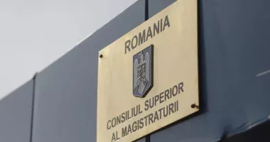 Stire din Actualitate : Divorţul prin acord şi radierea firmelor ar putea fi rezolvate fără judecător