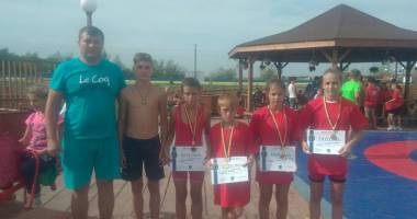 Salbă de medalii  pentru luptătorii Mangaliei, la Cupa Jegălia - 2
