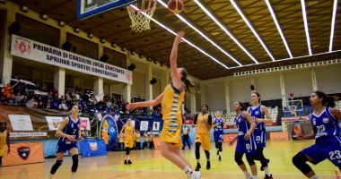 Stire din Sport : CS Phoenix, victorie la pas în meciul de la Alexandria