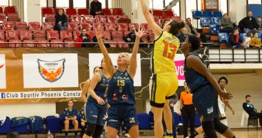 Stire din Sport : CS Phoenix-Știința a spart gheața. "Mulțumim suporterilor!"