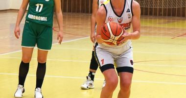 Stire din Sport : CS Phoenix-Știința, show de zile mari cu Agronomia