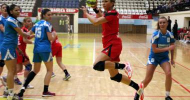 Stire din Sport : Liga Națională de handbal feminin, etapa a 19-a. CSU Neptun, în goana după puncte