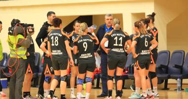 Stire din Sport : Handbal feminin: CSU Neptun, învinsă pe terenul Zalăului