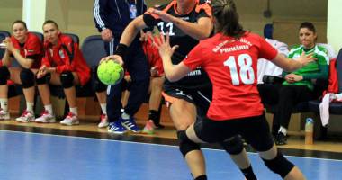 Stire din Sport : CSU Neptun, doar remiză în partida cu HCM Râmnicu Vâlcea